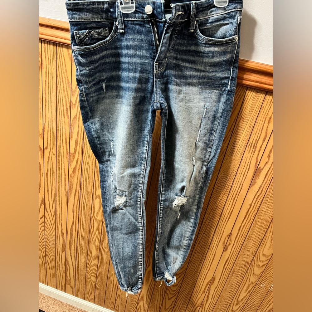 Buckle Black 2021 destressed jeans